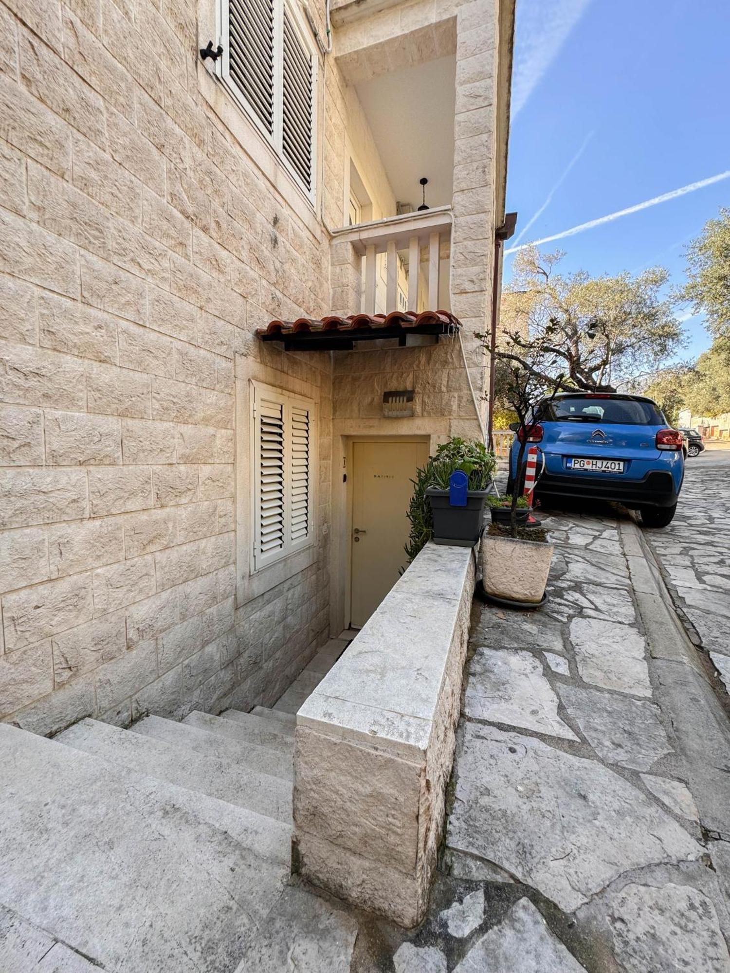 Apartment Radovic Sveti Stefan Exteriör bild